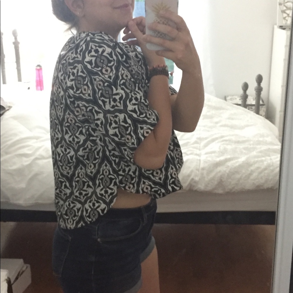 Loose blouse - Picture 4 of 4